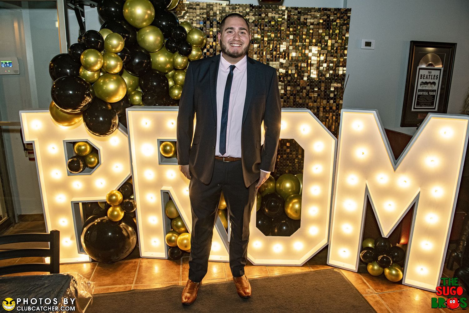 Zuccas Ristorante lounge photo 209 - April 8th, 2023