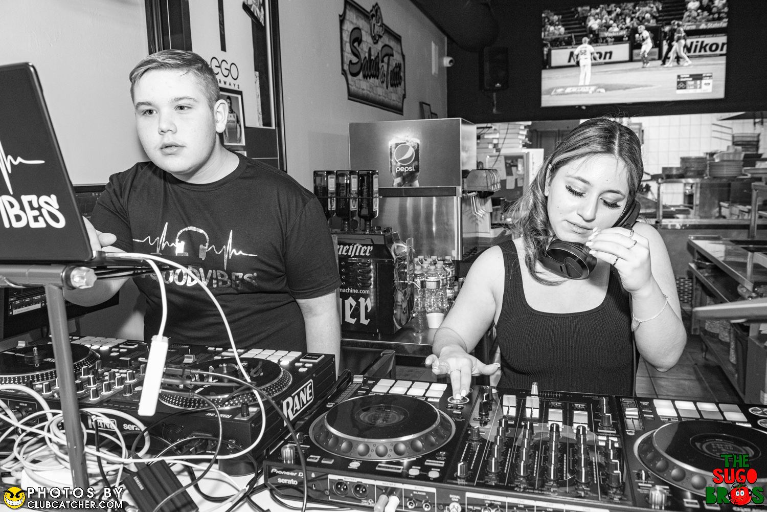 Zuccas Ristorante lounge photo 217 - April 8th, 2023