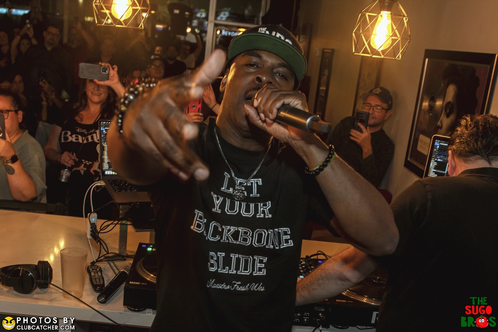 Zuccas Ristorante lounge photo 2 - July 14th, 2023