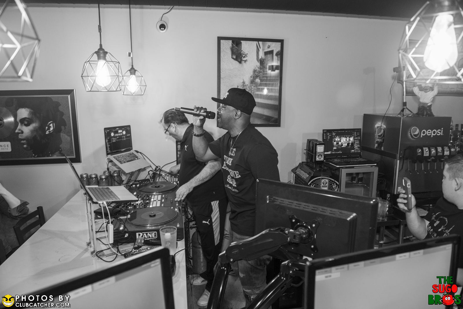 Zuccas Ristorante lounge photo 384 - July 14th, 2023