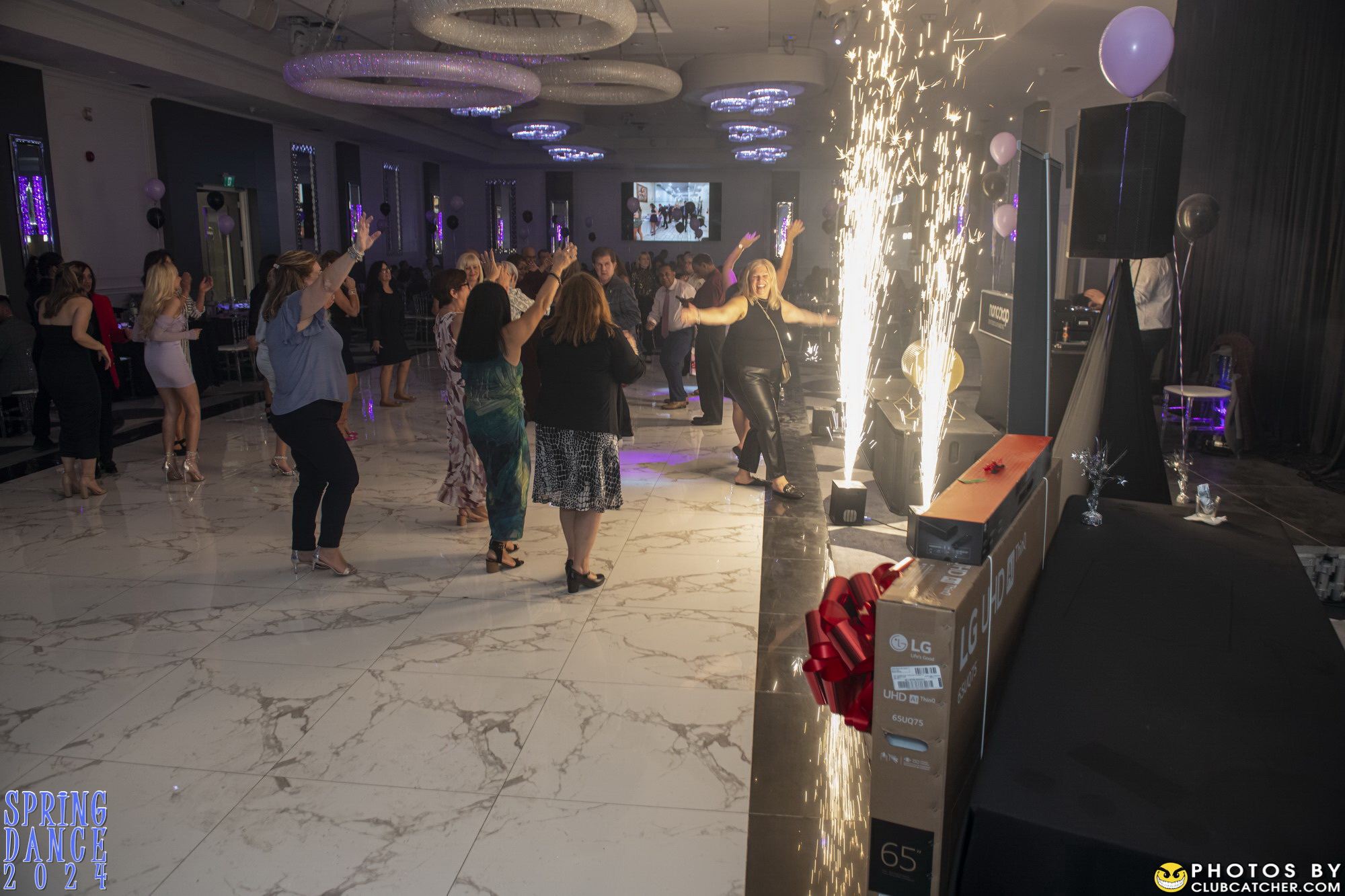 Julius party venue photo 958 - April 13th, 2024