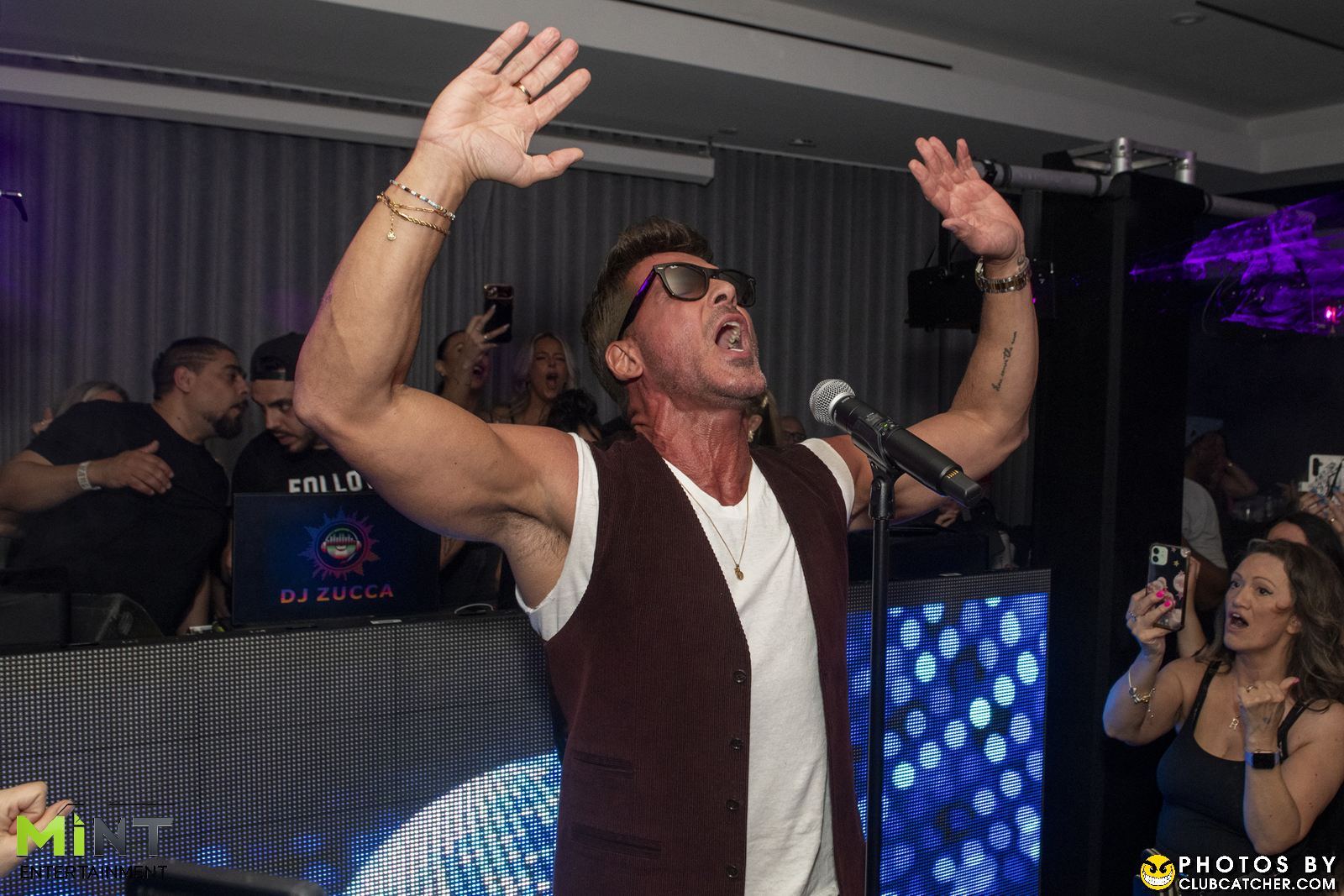 The Vue lounge photo 573 - May 10th, 2025