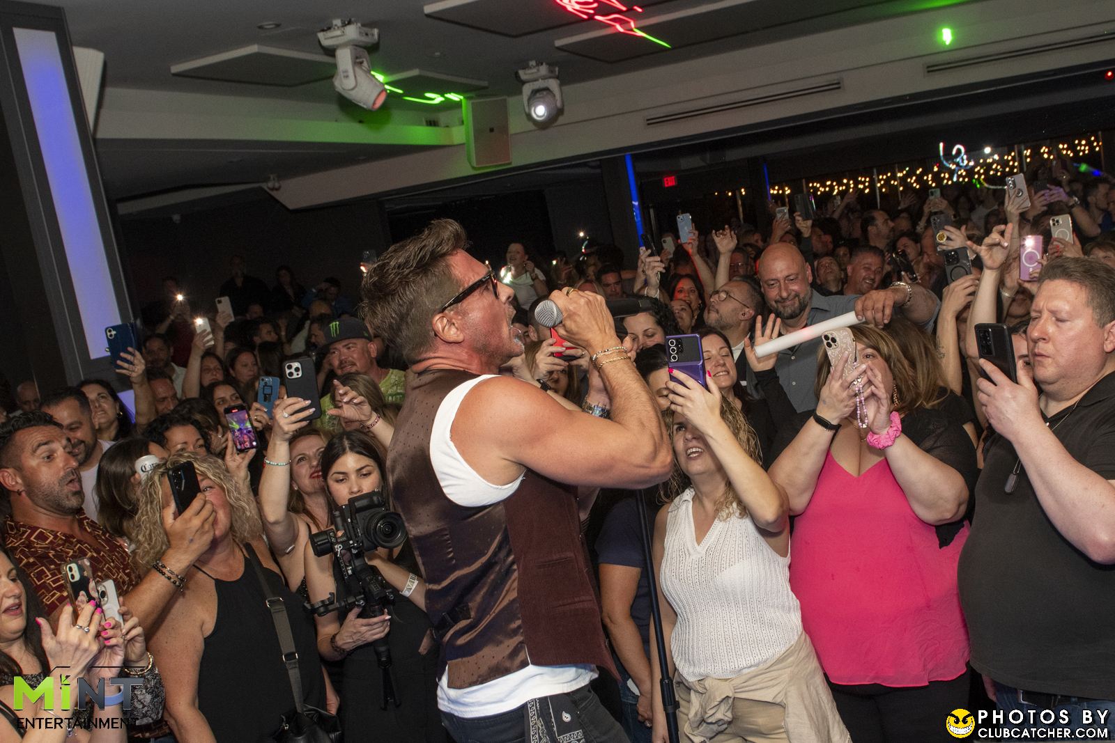 The Vue lounge photo 641 - May 10th, 2025