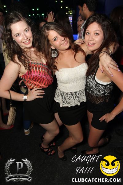 Gravity Soundbar nightclub photo 52 - July 5th, 2013