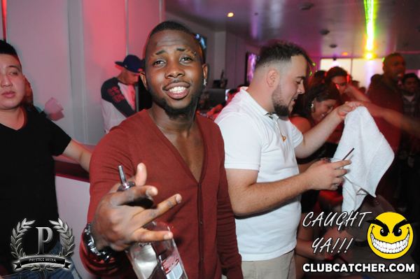 Gravity Soundbar nightclub photo 247 - July 26th, 2013