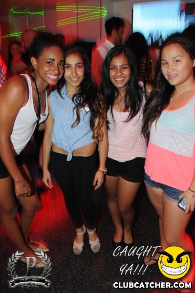 Gravity Soundbar nightclub photo 176 - August 9th, 2013