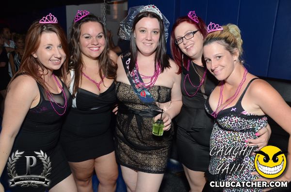 Gravity Soundbar nightclub photo 20 - August 9th, 2013