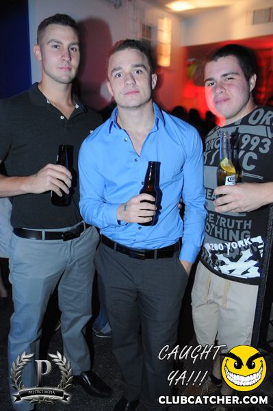 Gravity Soundbar nightclub photo 24 - August 9th, 2013