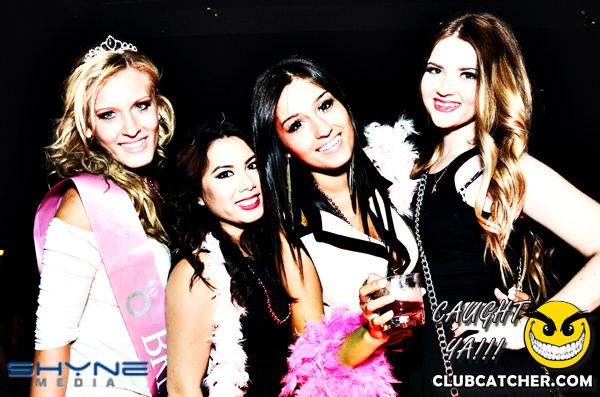 Aria nightclub photo 96 - August 10th, 2013