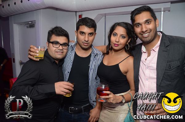 Gravity Soundbar nightclub photo 111 - August 16th, 2013