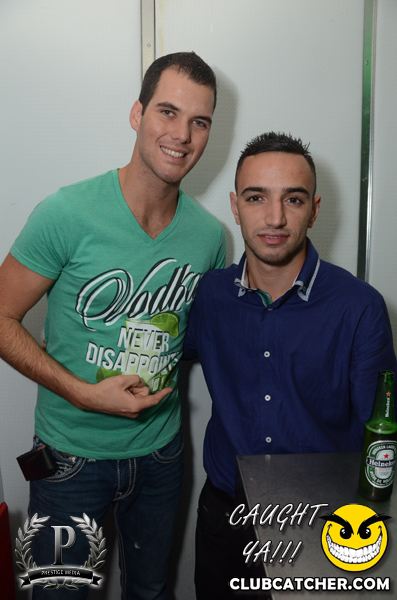 Gravity Soundbar nightclub photo 13 - August 16th, 2013