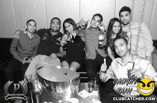 Gravity Soundbar nightclub photo 19 - August 16th, 2013