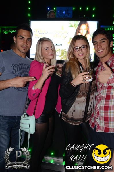 Gravity Soundbar nightclub photo 186 - August 16th, 2013