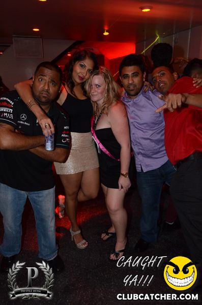 Gravity Soundbar nightclub photo 202 - August 16th, 2013