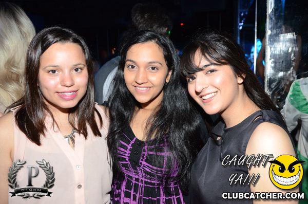 Gravity Soundbar nightclub photo 269 - August 16th, 2013