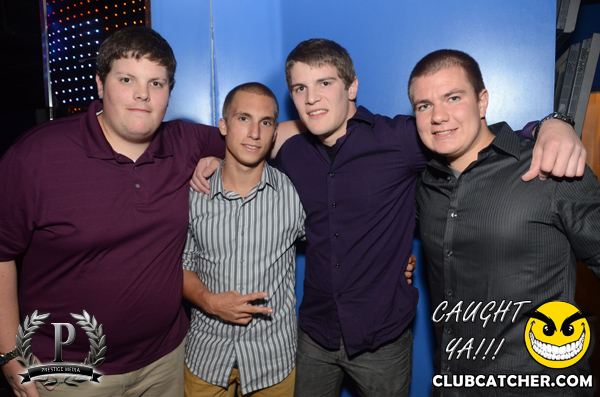 Gravity Soundbar nightclub photo 35 - August 16th, 2013