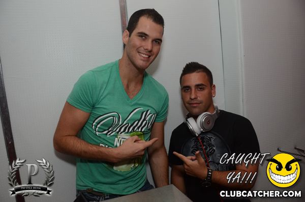 Gravity Soundbar nightclub photo 38 - August 16th, 2013