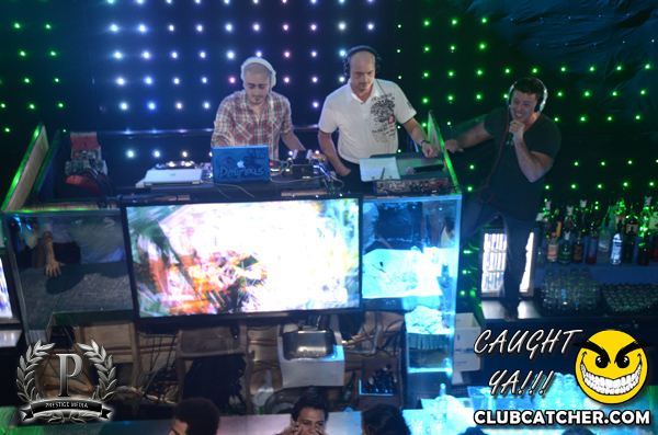 Gravity Soundbar nightclub photo 39 - August 16th, 2013