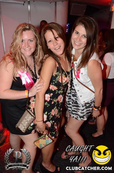 Gravity Soundbar nightclub photo 6 - August 16th, 2013