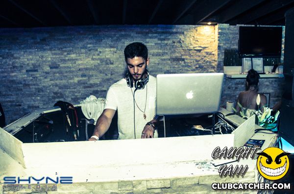 Aria nightclub photo 130 - August 17th, 2013