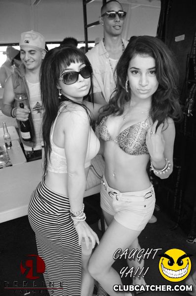 Boat Cruise party venue photo 16 - August 18th, 2013