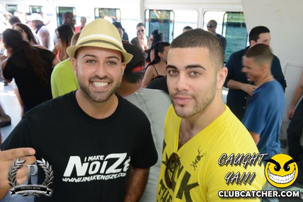 Boat Cruise party venue photo 411 - August 18th, 2013