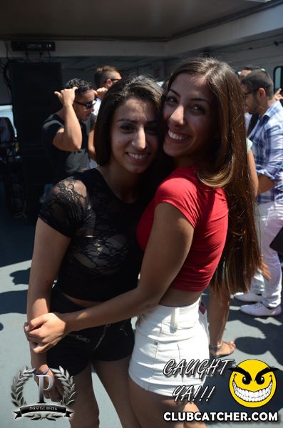 Boat Cruise party venue photo 505 - August 18th, 2013