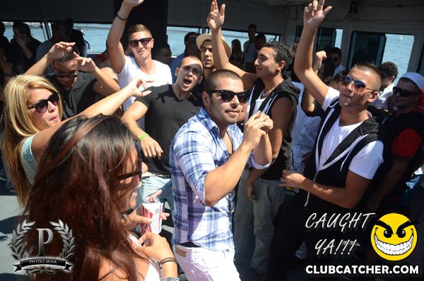 Boat Cruise party venue photo 536 - August 18th, 2013