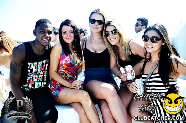 Boat Cruise party venue photo 543 - August 18th, 2013