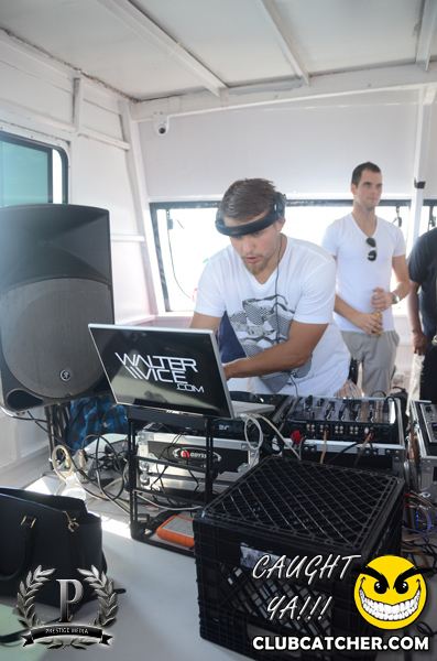 Boat Cruise party venue photo 572 - August 18th, 2013