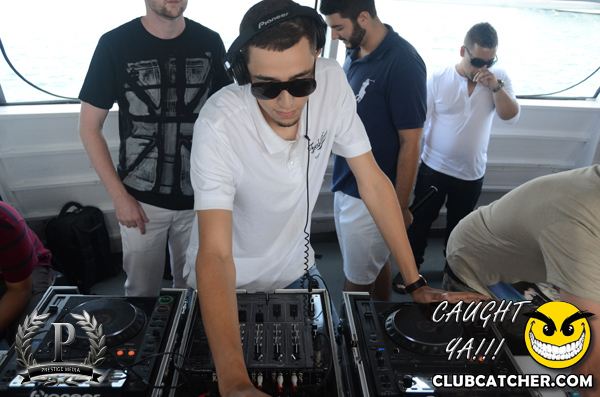 Boat Cruise party venue photo 594 - August 18th, 2013