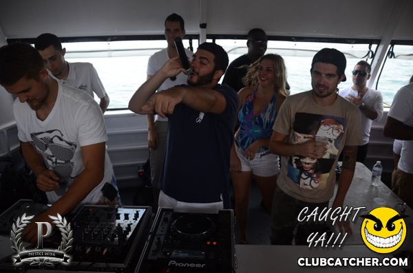 Boat Cruise party venue photo 628 - August 18th, 2013