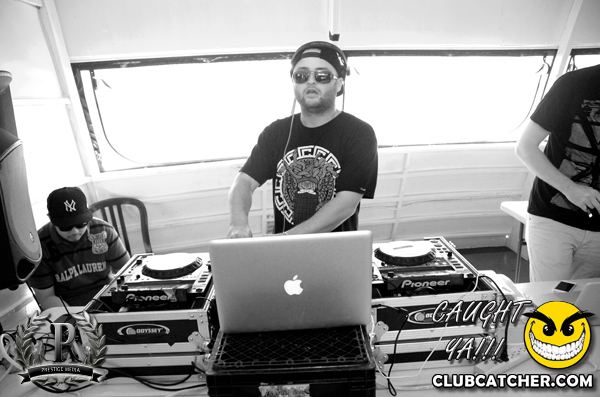 Boat Cruise party venue photo 648 - August 18th, 2013