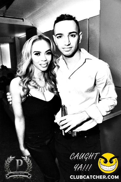 Gravity Soundbar nightclub photo 141 - August 23rd, 2013