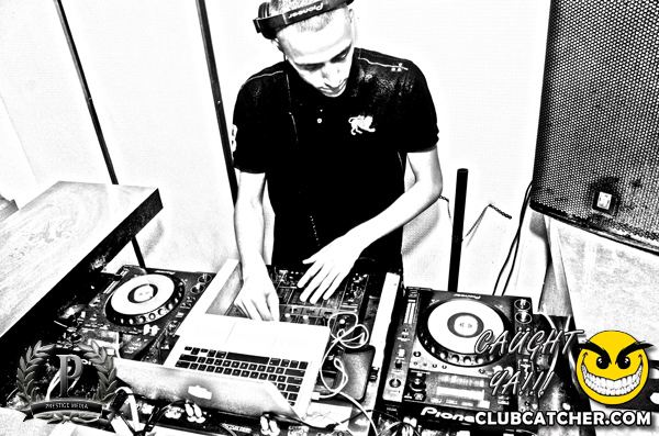 Gravity Soundbar nightclub photo 147 - August 23rd, 2013