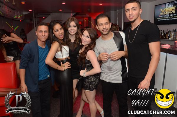 Gravity Soundbar nightclub photo 155 - August 23rd, 2013