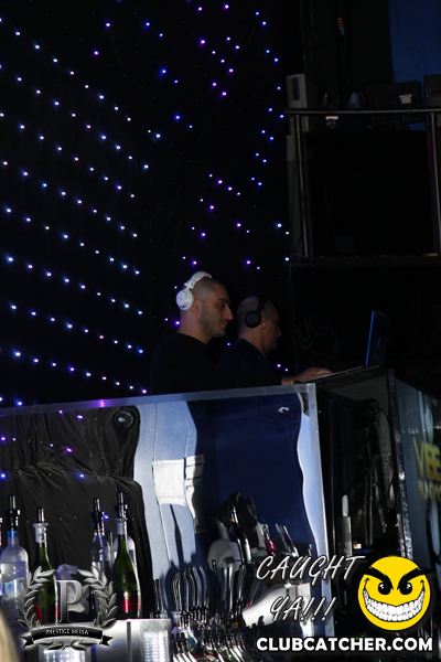 Gravity Soundbar nightclub photo 225 - August 23rd, 2013