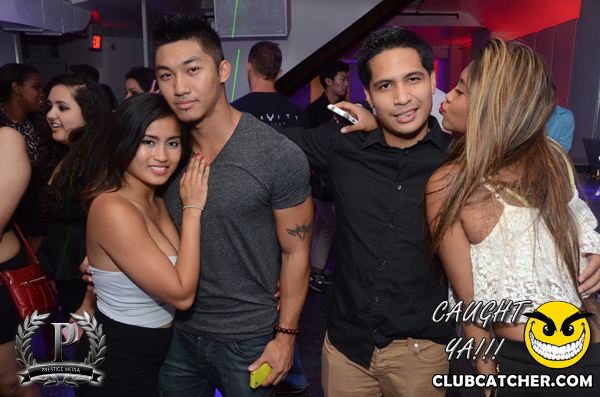 Gravity Soundbar nightclub photo 26 - August 23rd, 2013