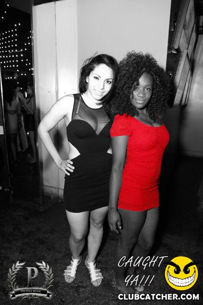 Gravity Soundbar nightclub photo 42 - August 23rd, 2013