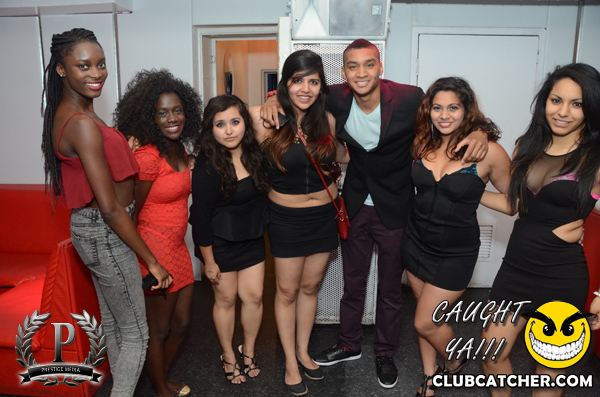 Gravity Soundbar nightclub photo 72 - August 23rd, 2013