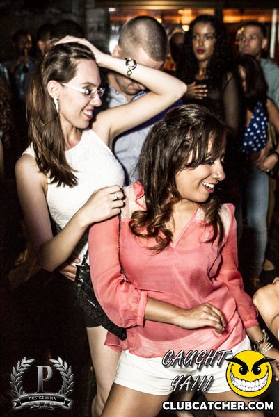 Ohso nightclub photo 8 - August 24th, 2013