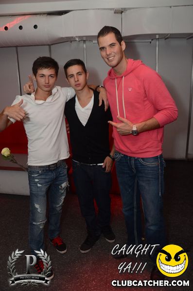 Gravity Soundbar nightclub photo 109 - August 30th, 2013