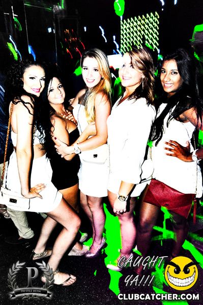 Gravity Soundbar nightclub photo 172 - August 30th, 2013