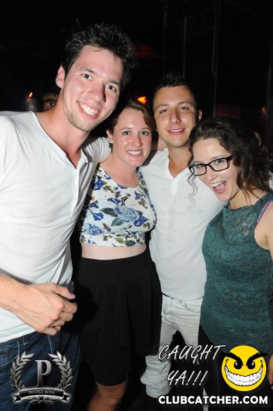 Gravity Soundbar nightclub photo 200 - August 30th, 2013