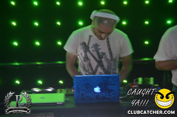 Gravity Soundbar nightclub photo 217 - August 30th, 2013