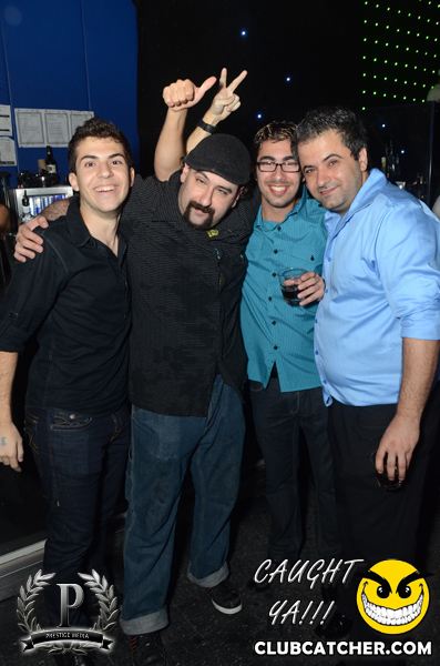 Gravity Soundbar nightclub photo 218 - August 30th, 2013