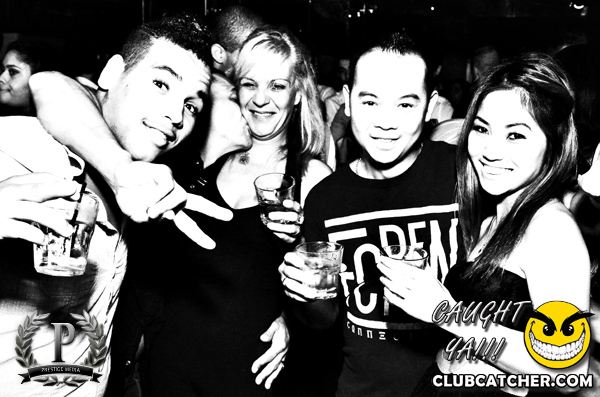 Gravity Soundbar nightclub photo 226 - August 30th, 2013