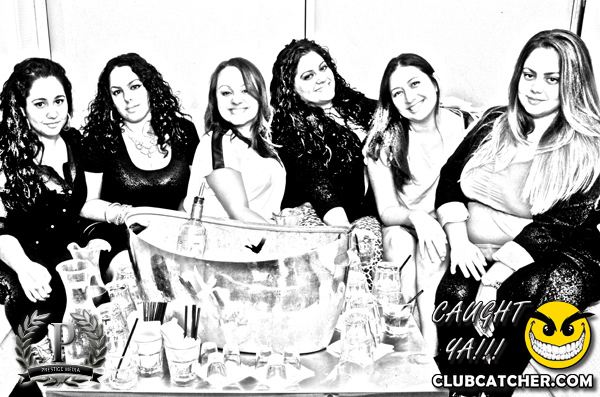 Gravity Soundbar nightclub photo 240 - August 30th, 2013