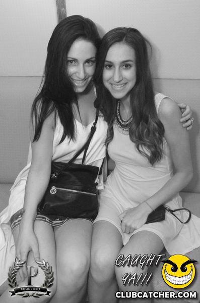 Gravity Soundbar nightclub photo 245 - August 30th, 2013