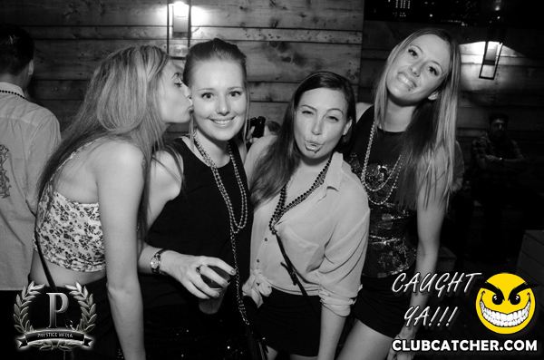 Ohso nightclub photo 384 - August 31st, 2013